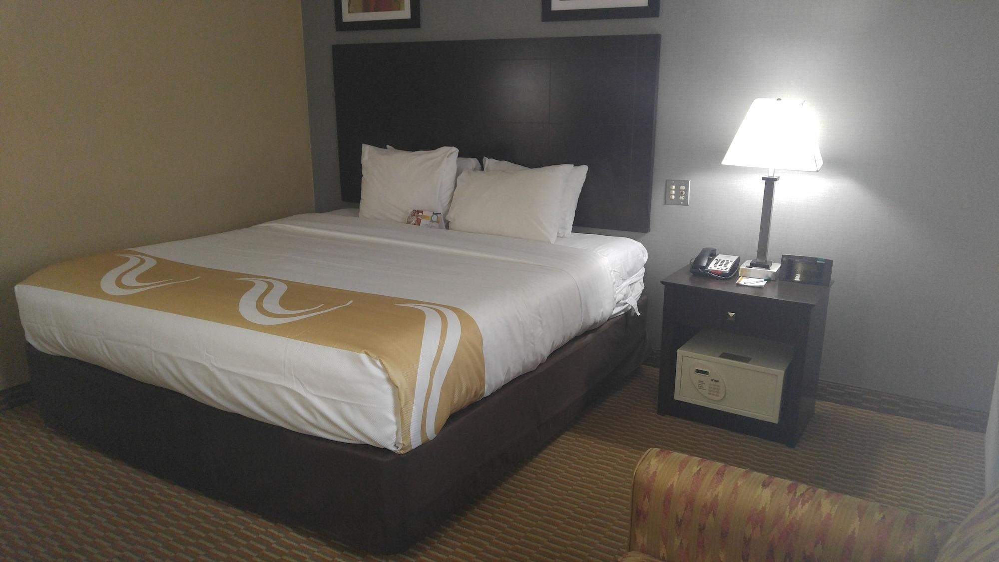 Quality Inn Westfield - Springfield Экстерьер фото