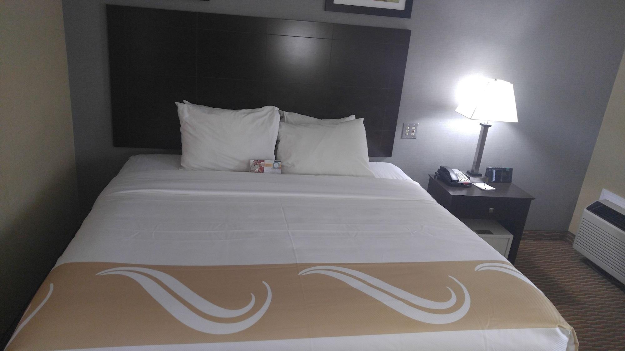 Quality Inn Westfield - Springfield Экстерьер фото