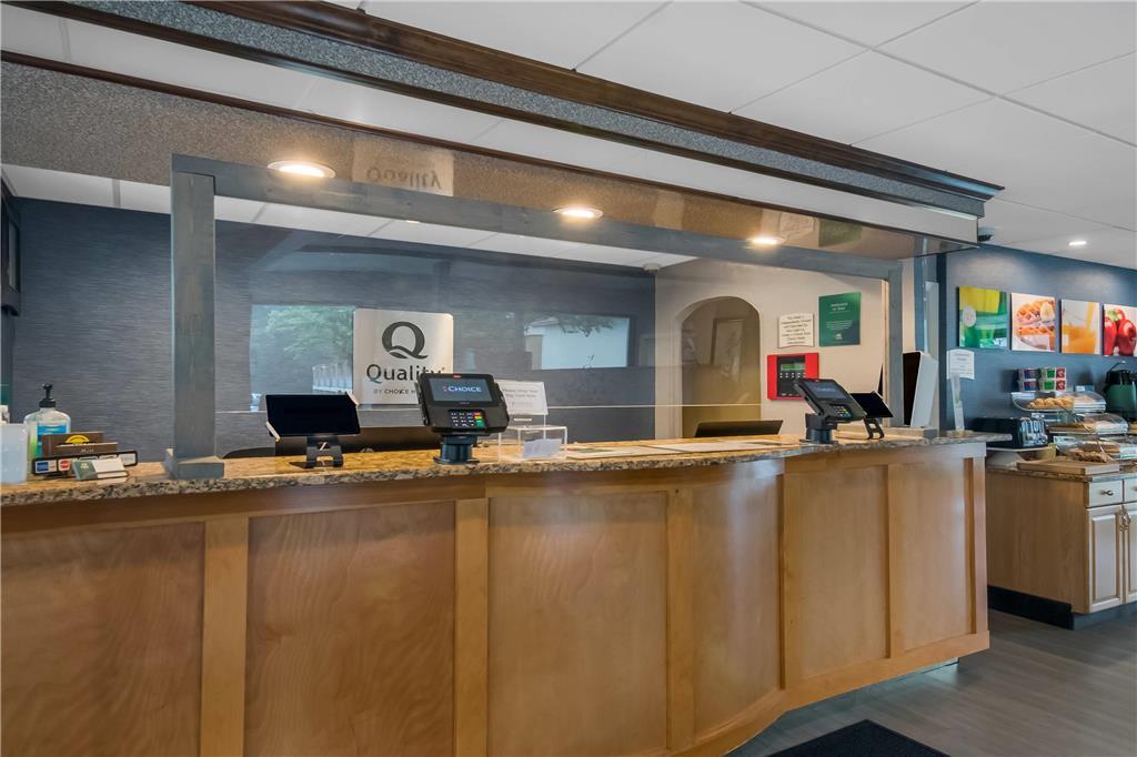 Quality Inn Westfield - Springfield Интерьер фото